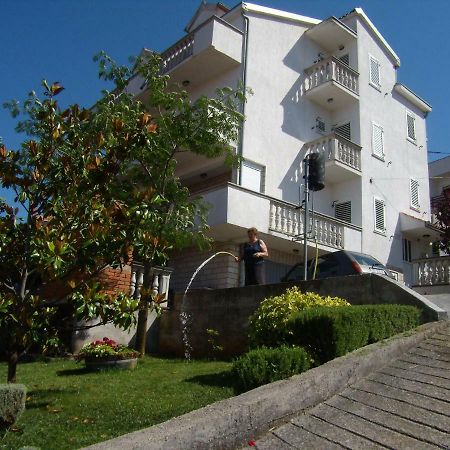 Apartment Zelencic กาลี ภายนอก รูปภาพ